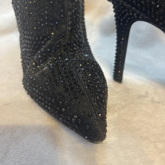 READ DESC GIANNI BINI Jewel Heel Dress Booties Ankle Boots Fabric Upper Gray 7M - Picture 7 of 12